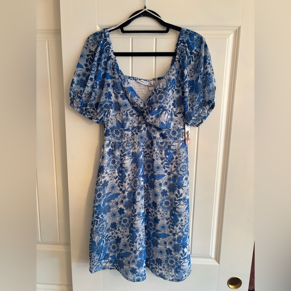 Floral Blue Sincerely Jules Dress Size M